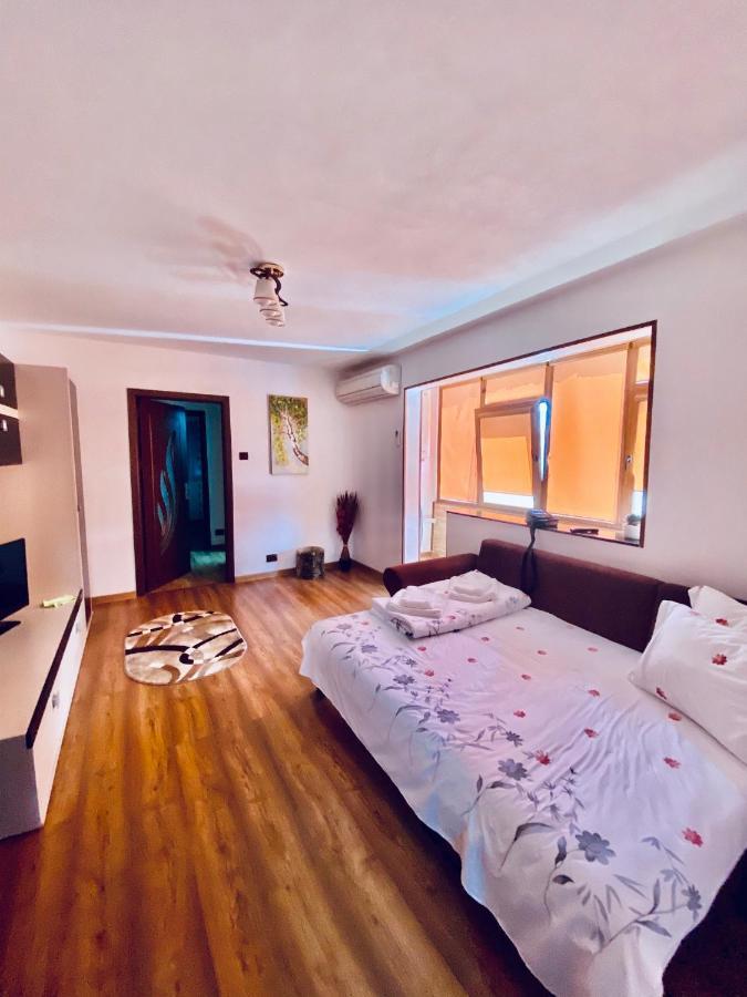Apartament Sunshine Orsova Exterior photo