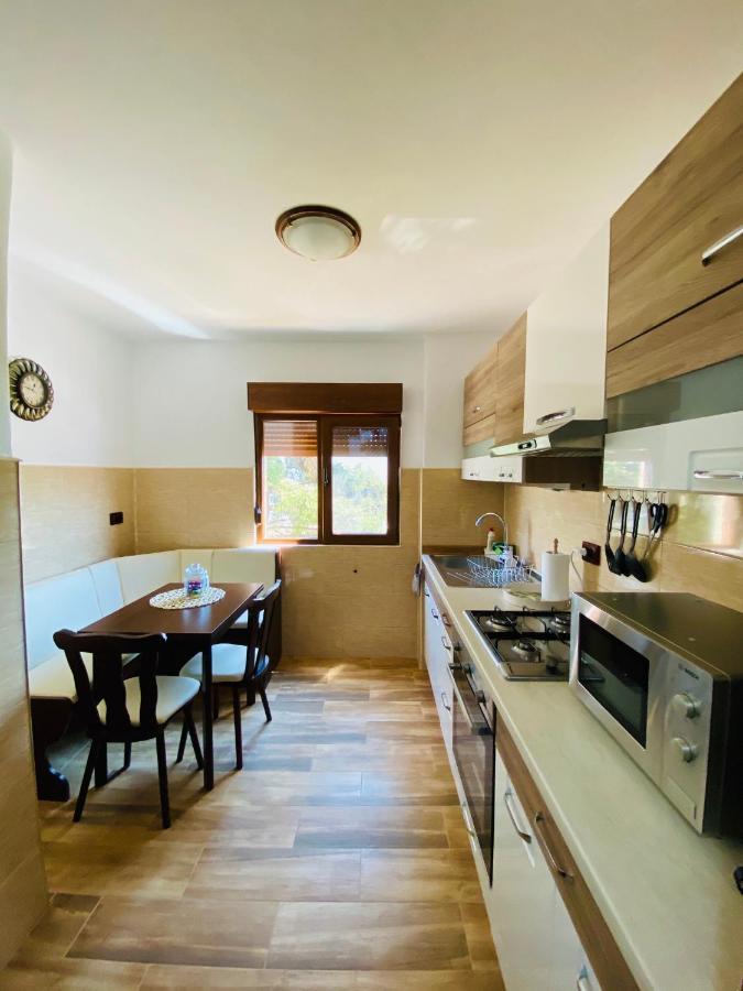 Apartament Sunshine Apartment Orsova Exterior photo